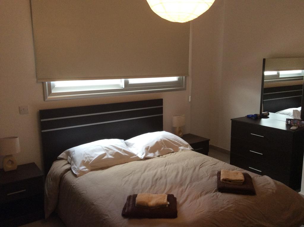 Niro Apartments Polis Quarto foto
