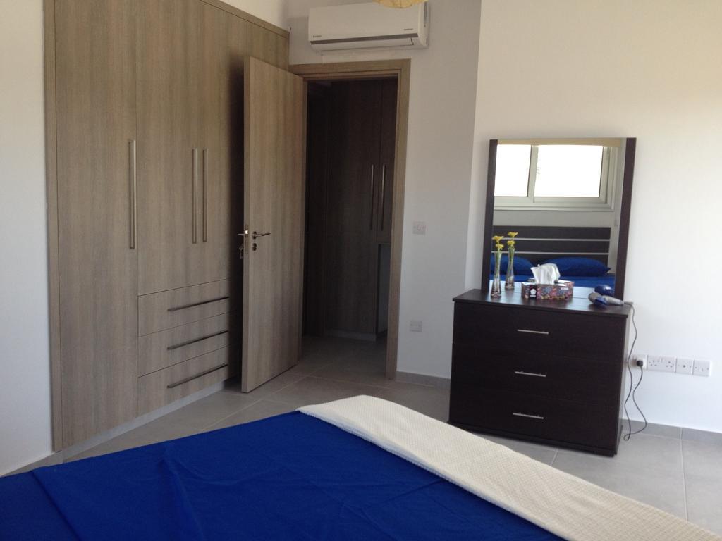Niro Apartments Polis Quarto foto