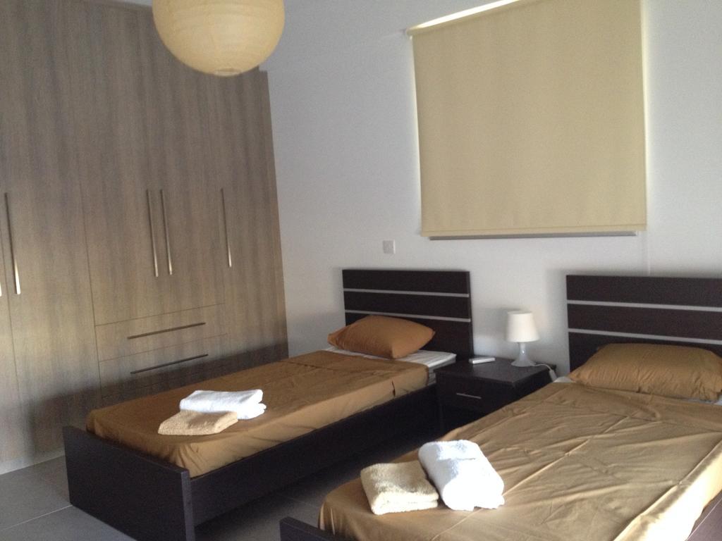 Niro Apartments Polis Quarto foto